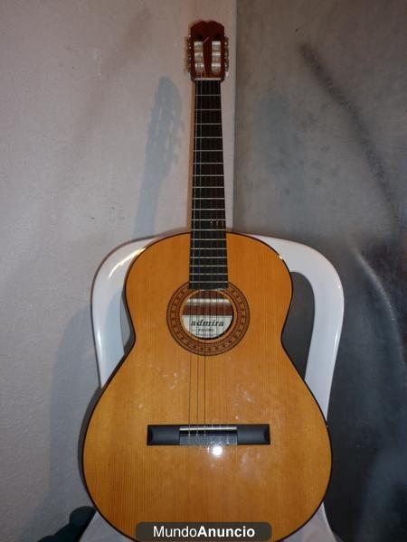 GUITARRA ESPAÑOLA ADMIRA PALOMA +FUNDA