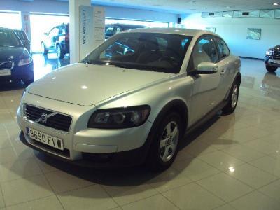 Volvo C30 1.6D MOMENTUM