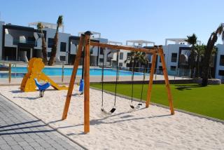 Apartamento en residencia : 4/4 personas - piscina - torrevieja  alicante (provincia de)  comunidad valenciana  espana