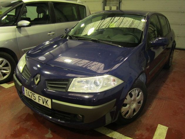 RENAULT MEGANE SEDAN