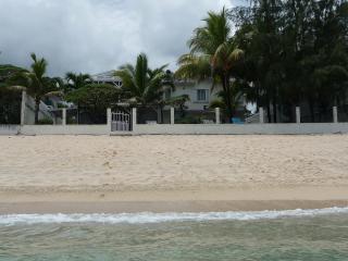 Villa : 10/10 personas - junto al mar - vistas a mar - riambel  mauricio