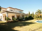 Chalet con 4 dormitorios se vende en Marbella, Costa del Sol - mejor precio | unprecio.es