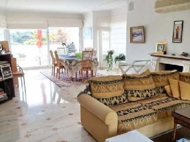 Chalet con 5 dormitorios se vende en Benalmadena Costa, Costa del Sol