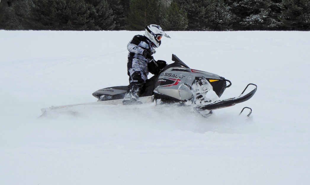 Moto de nieve polaris assault rmk 800 de 155cv