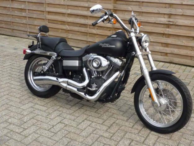 Harley Davidson Dyna Street Bob