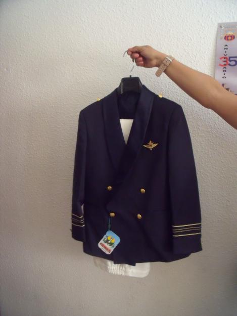 TRAJES DE COMUNION DE MARINERO Y ALMIRANTE NUEVOS A ESTRENAR 50 EUROS