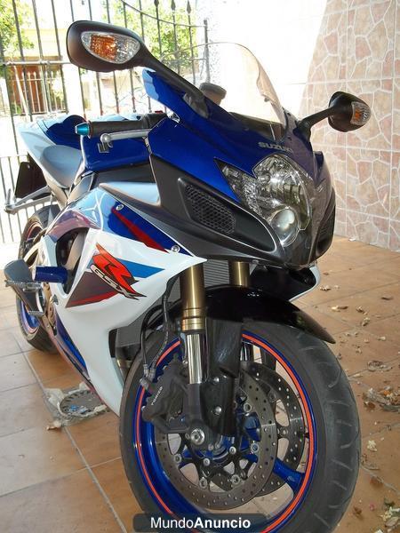 GSXR 600 K7