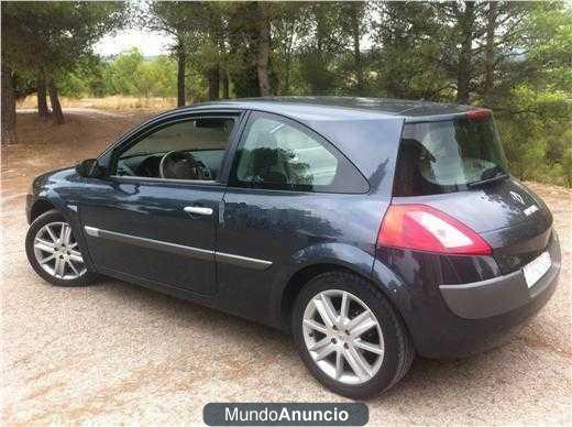 Renault Megane LUXE PRIVILEGE 2.0 16V