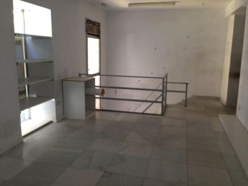 Alquiler local comercial 220m² con posibilidad de s/h en el corazón del Barrio de Salama