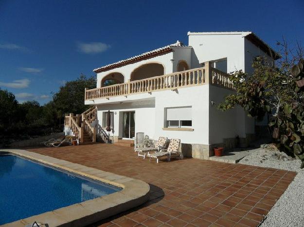 Chalet en venta en Adsubia, Alicante (Costa Blanca)