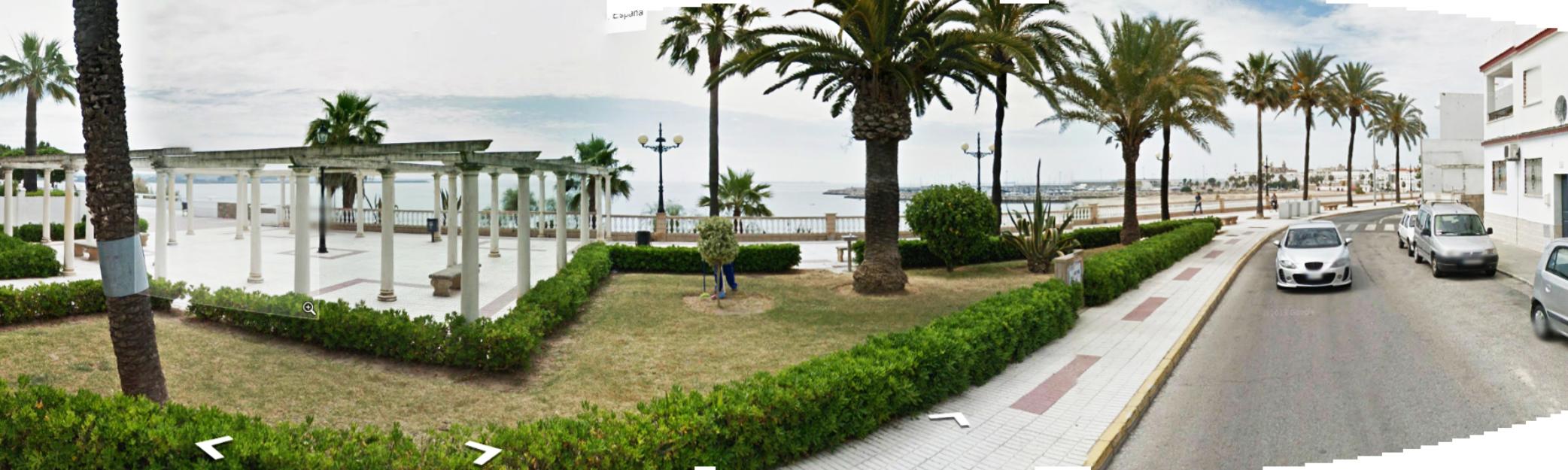 Propiedad de dos plantas en el paseo marítimo chorrillo. ¡Perfecto para negocios!