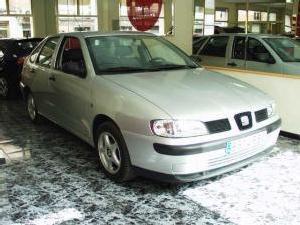 Seat CORDOBA 1.4 '02 en venta en Elche