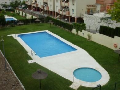 Apartamento con 2 dormitorios se vende en Benalmadena Costa, Costa del Sol