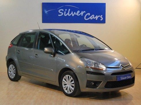 Citroën C4 Picasso 1.6 HDI 110 CV CMP SX - 242 €/MES