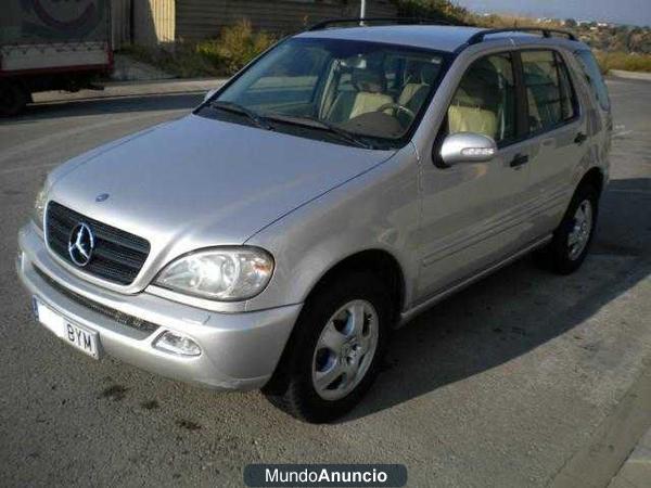 Mercedes-Benz ML 270 CDI 7 PLAZAS NAVI XENON P