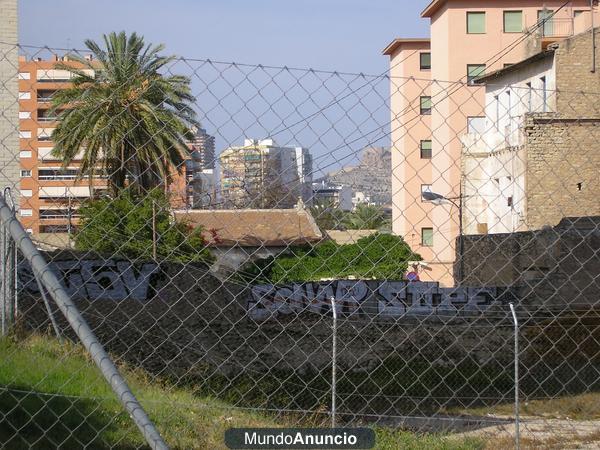 SUELO URBANO EN ALICANTE CAPITAL- 1ª LINEA FRENTE PUERTO - Alicante