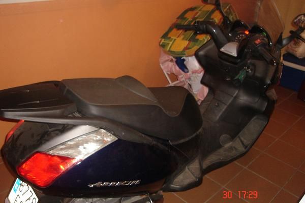 VENDO MOTO APRILIA ARRECIFE NUEVA