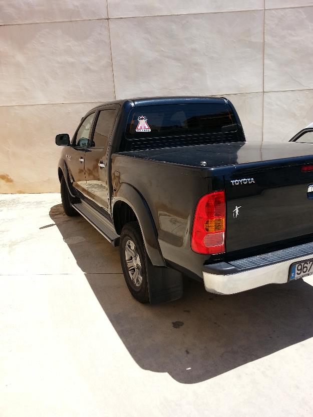 Toyota Hilux doble cabina VXL de 171cv