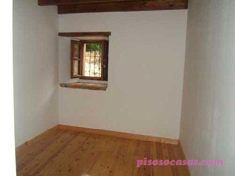 Venta de casa en Venta De Casa Montañesa De Piedra En Zona Herreria, Cades (Cantabria)