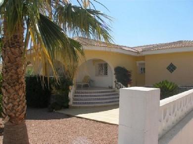 Chalet con 3 dormitorios se vende en Benijofar, Vega Baja Torrevieja