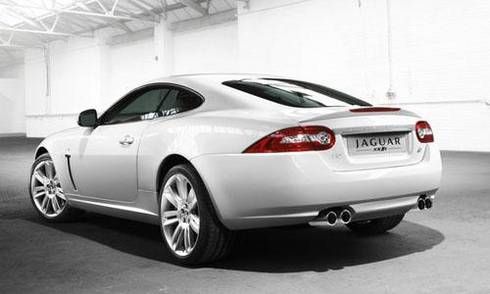 Jaguar XK R Coupe 5.0 V8 S/C 510cv