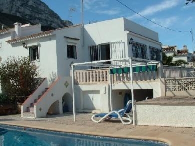 Chalet con 3 dormitorios se vende en Denia, Costa Blanca