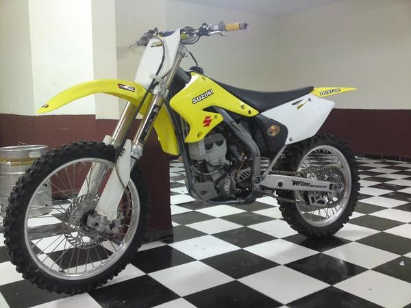 SUZUKI 250 RMZ