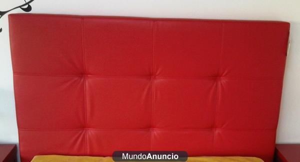 Se vende cabecero de piel marca GRANDFORT en color rojo 150cms.