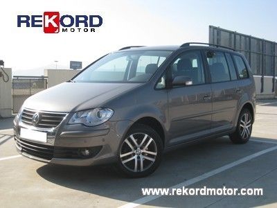 VOLKSWAGEN TOURAN 2.0 TDI DSG TRAVELLER 7PL-NAVI 140CV-6VELOCIDADES - Barcelona