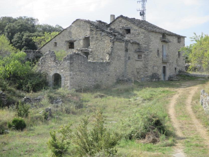 Meson siglo xvii con terreno zona ainsa