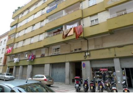 Piso amplio de 98 m² en Salt