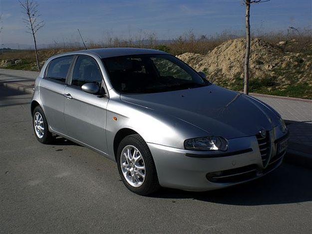 2004 Alfa Romeo 147 DISTINTIVE