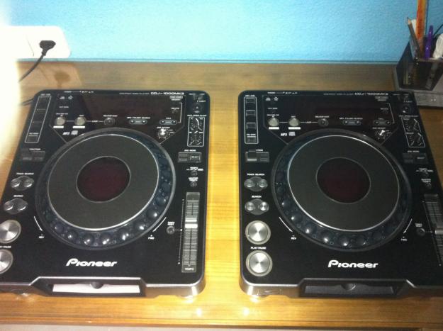 2 x pioneer cdj-1000 mk3