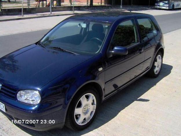 Comprar coche Volkswagen GOLF 1.9 TDI 110CV '00 en Logroño