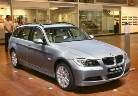 Venta de coche BMW 318 D Touring '07 en Barcelona