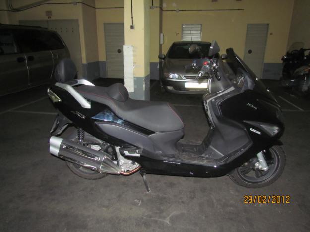 se vende scooter daelim S3 125 CV