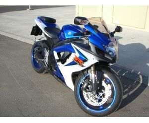 SUZUKI GSX R600