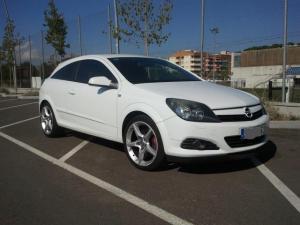 Impecable , oferta! Opel - Astra gtc 1. 9 cdti 120 cv gran ocasión!