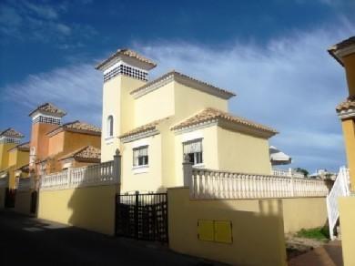 Chalet con 3 dormitorios se vende en Orihuela Costa, Costa Blanca