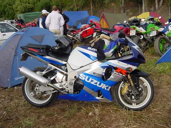 VENDO SUZUKI GSX 1000R