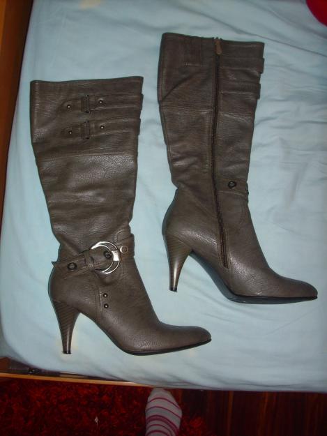 Botas Grises Preciosas (38)