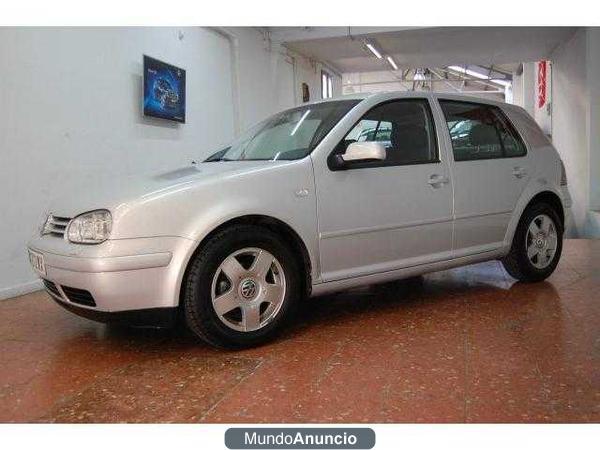 Volkswagen Golf 1.6 Highline 5P 105cv  XENON