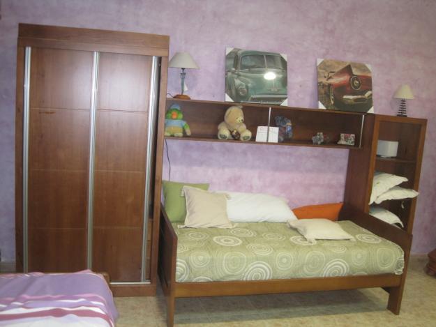 Oferta de exposición: dormitorio juvenil con armario