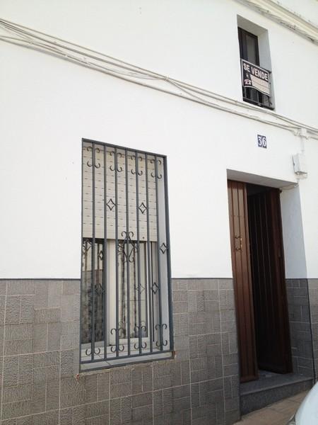 Casa pareada en Azuaga