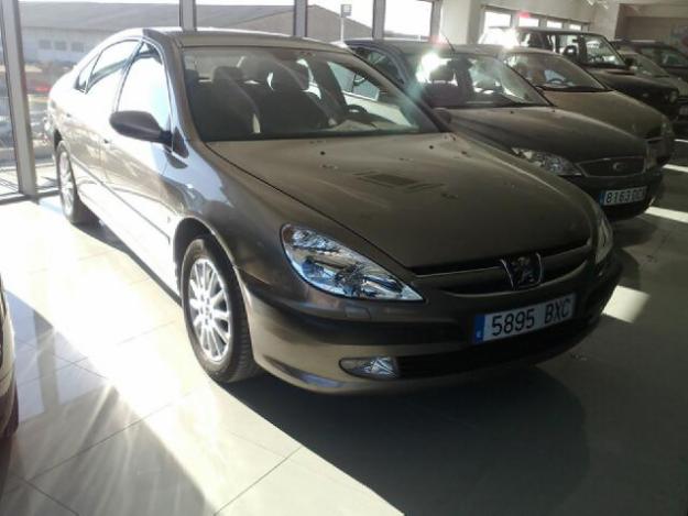 Peugeot 607