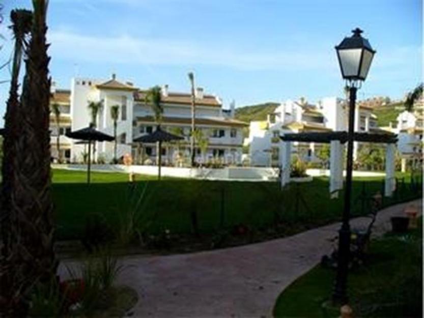 Apartamento en marbella con 80 m2, 2 dormitorios, 2 baños, amueblado