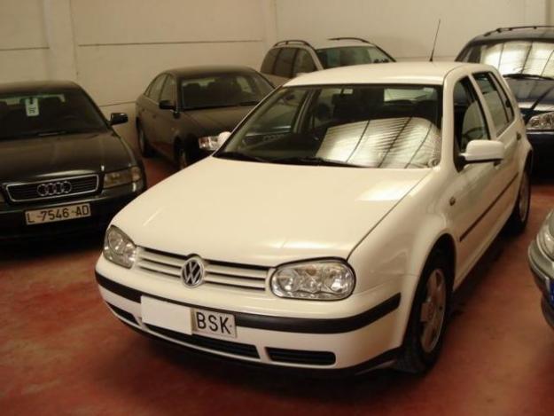 Venta de coche Volkswagen GOLF 1.9 Tdi 110 Cv '99 en Huesca