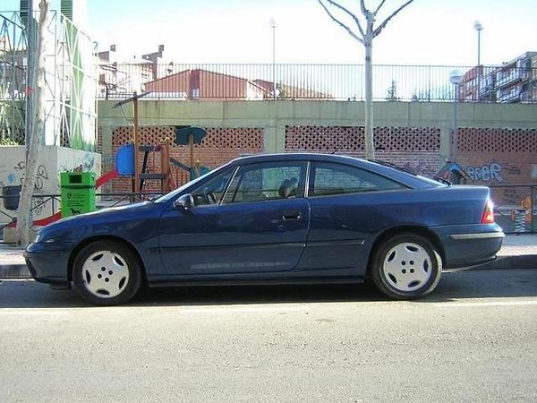 Se vende Opel Calibra 16v 150cv