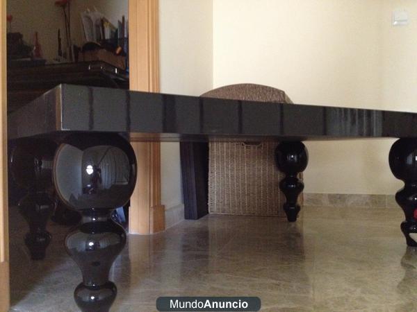 VENDO MESA DE DISEÑO LACADA EN NEGRO