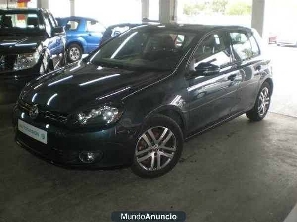 Volkswagen Golf 1.6 TDI Advance 105CV 5P